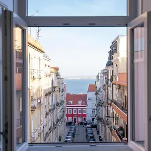 The Graça Lisboa