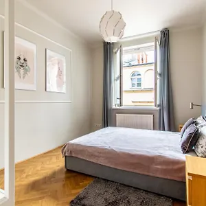  Apartment Brokilon House